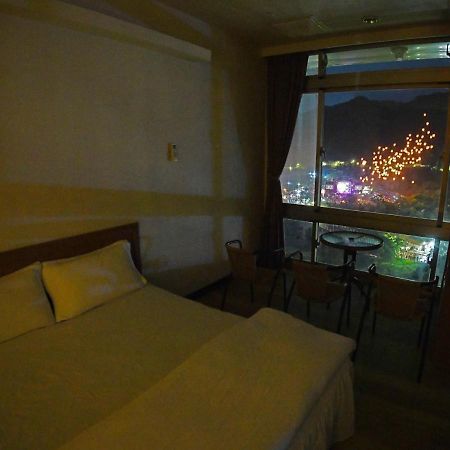 Very Happy Homestay Pingxi Buitenkant foto
